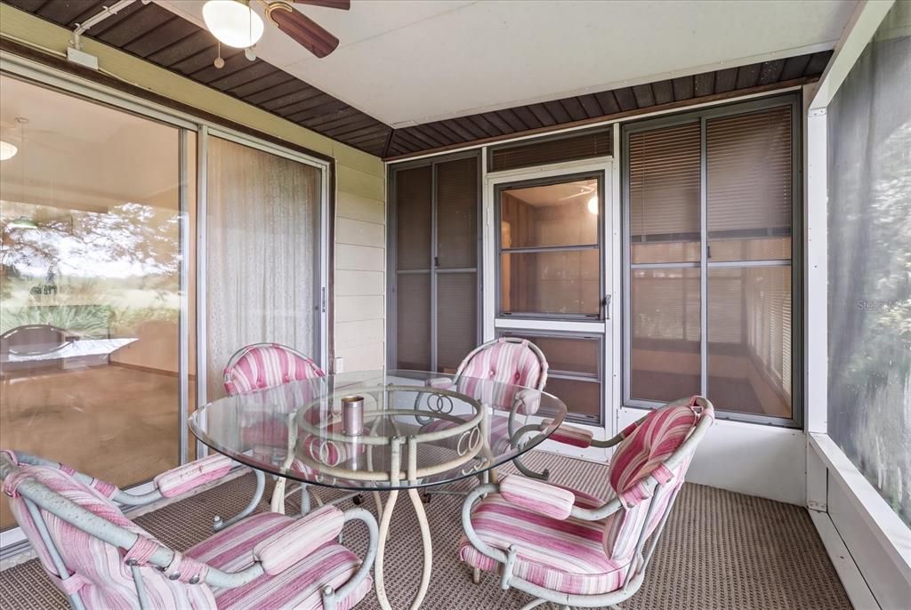 En Venta: $299,000 (2 camas, 2 baños, 1372 Pies cuadrados)