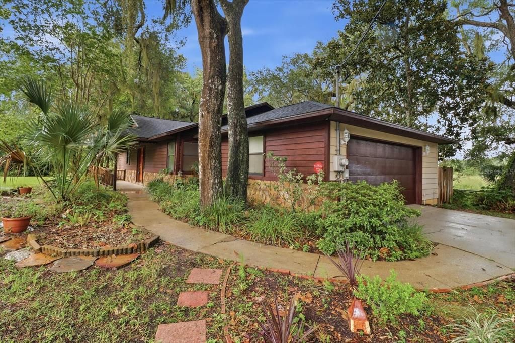 En Venta: $299,000 (2 camas, 2 baños, 1372 Pies cuadrados)