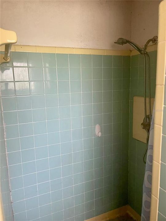 На продажу: $229,900 (3 спален, 2 ванн, 1317 Квадратных фут)