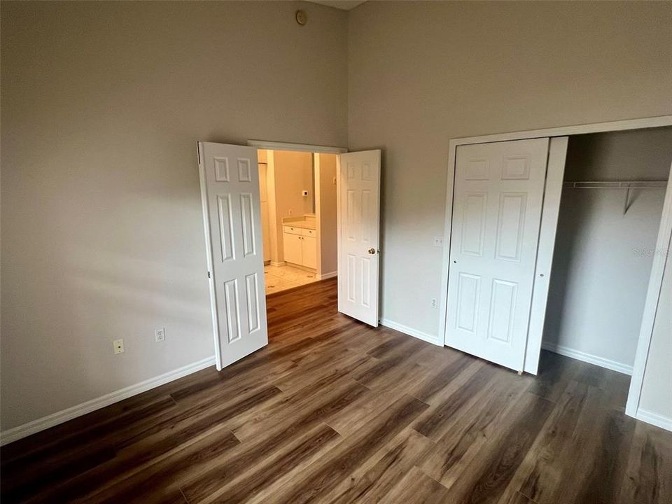 В аренду: $1,750 (2 спален, 2 ванн, 957 Квадратных фут)