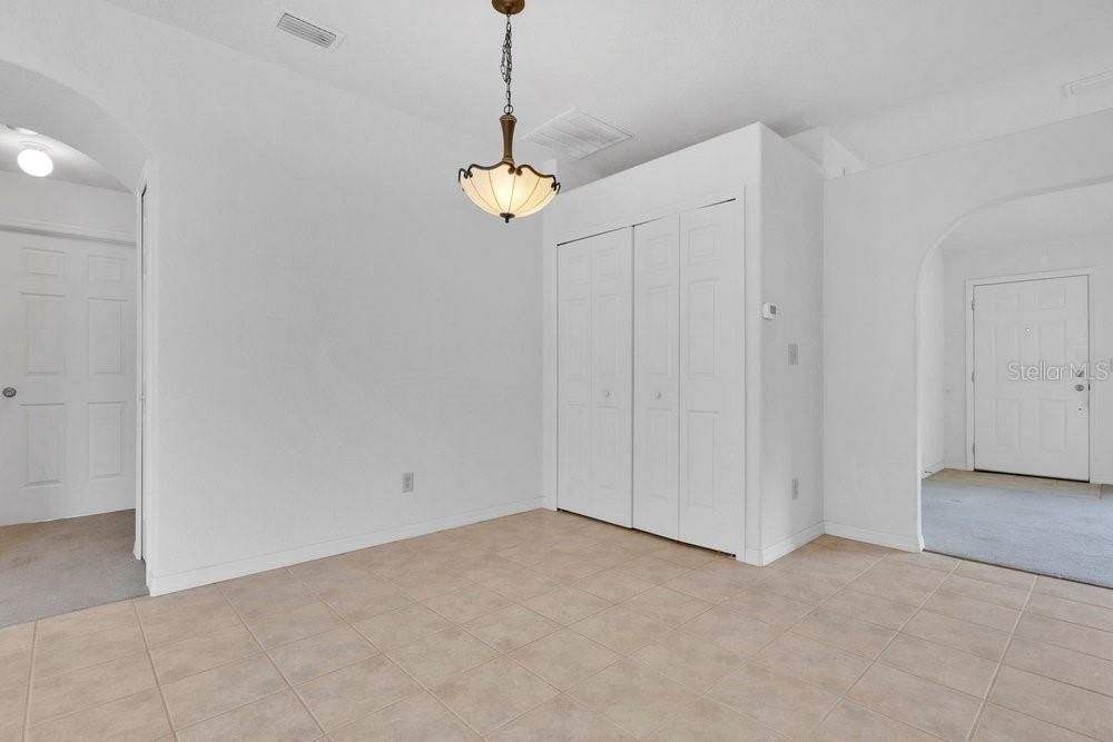 For Sale: $342,000 (3 beds, 2 baths, 1538 Square Feet)