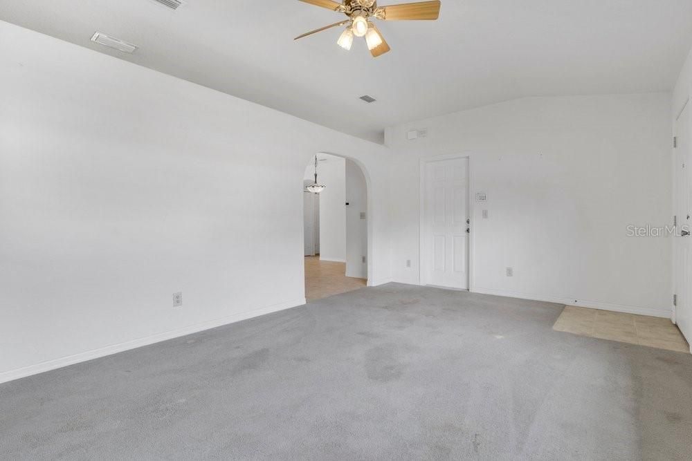 For Sale: $342,000 (3 beds, 2 baths, 1538 Square Feet)