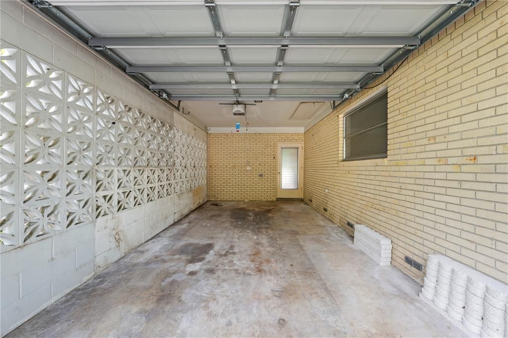 En Venta: $299,900 (3 camas, 2 baños, 1256 Pies cuadrados)