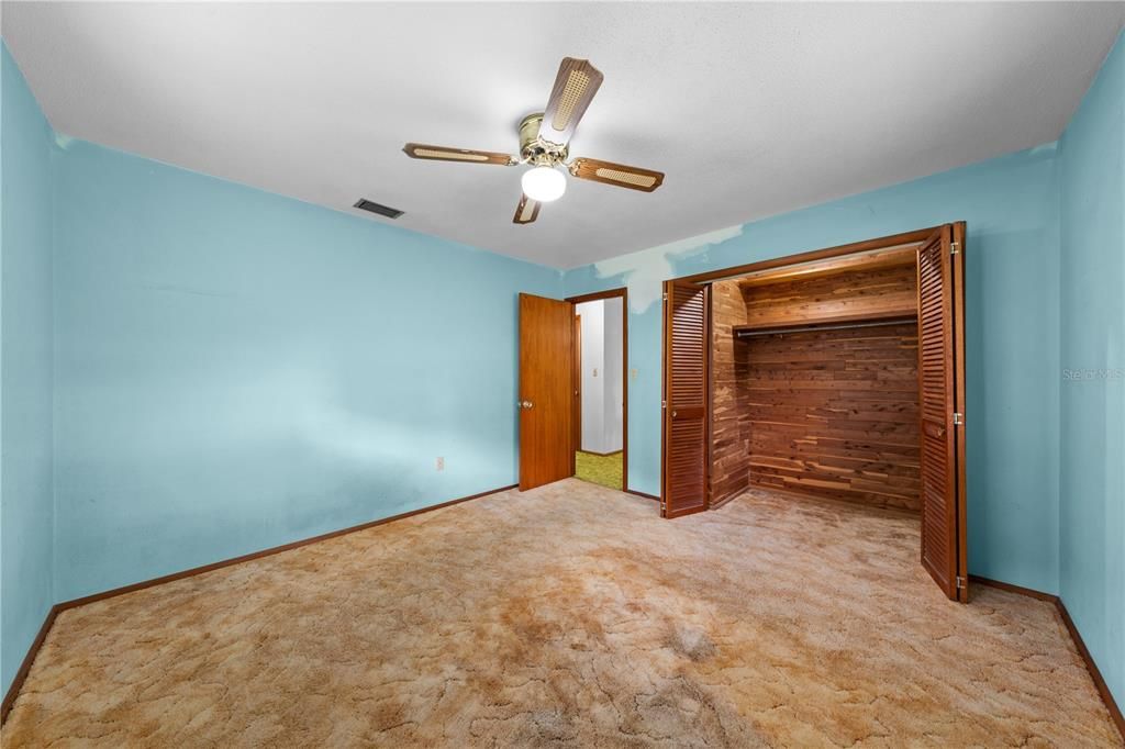 En Venta: $299,900 (3 camas, 2 baños, 1256 Pies cuadrados)