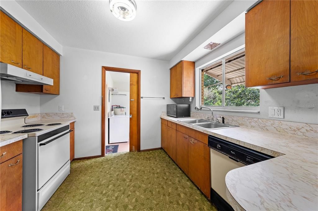 En Venta: $299,900 (3 camas, 2 baños, 1256 Pies cuadrados)