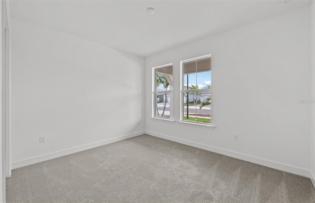 En Venta: $675,000 (3 camas, 3 baños, 2778 Pies cuadrados)