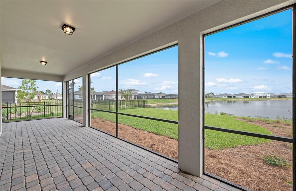 En Venta: $675,000 (3 camas, 3 baños, 2778 Pies cuadrados)