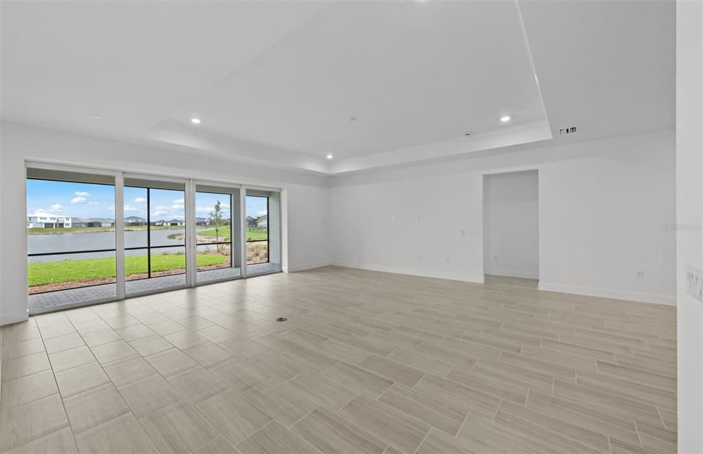 En Venta: $675,000 (3 camas, 3 baños, 2778 Pies cuadrados)