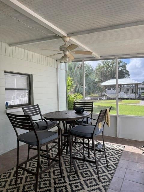 For Rent: $2,700 (3 beds, 2 baths, 1234 Square Feet)