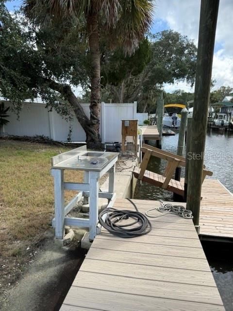 For Rent: $2,700 (3 beds, 2 baths, 1234 Square Feet)