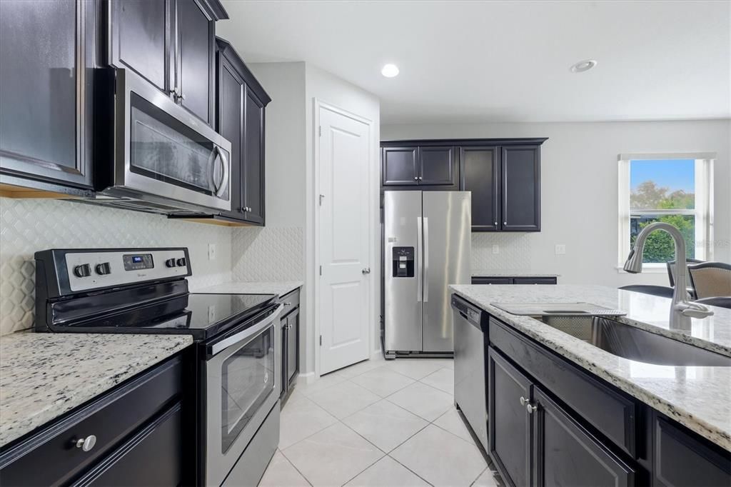 En Venta: $485,000 (3 camas, 2 baños, 1936 Pies cuadrados)