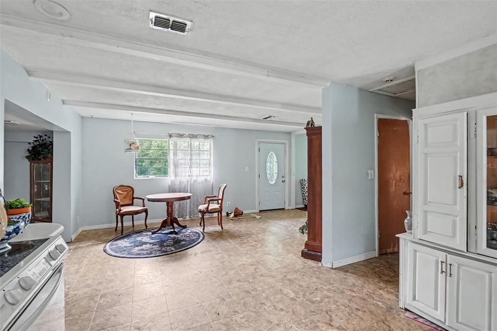 En Venta: $250,000 (3 camas, 2 baños, 884 Pies cuadrados)