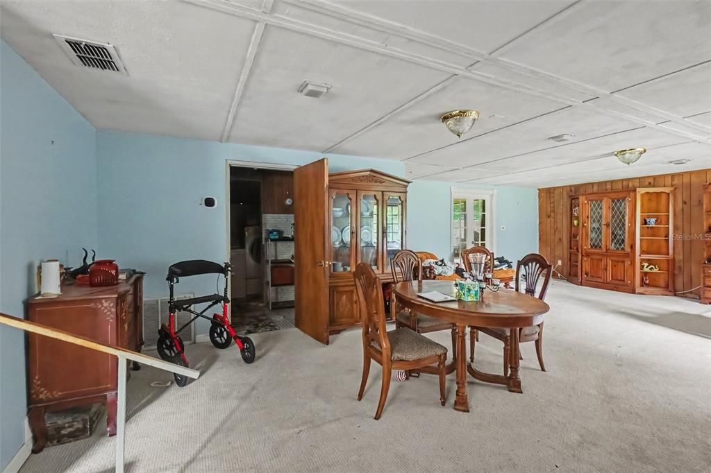 En Venta: $250,000 (3 camas, 2 baños, 884 Pies cuadrados)