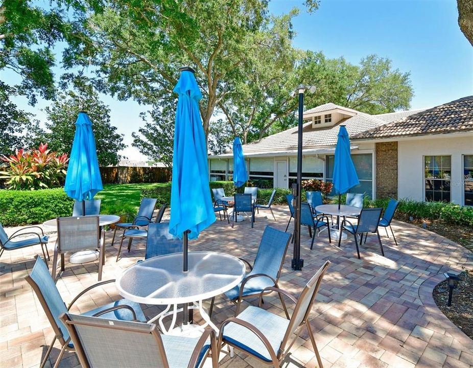 For Sale: $209,000 (2 beds, 2 baths, 1181 Square Feet)