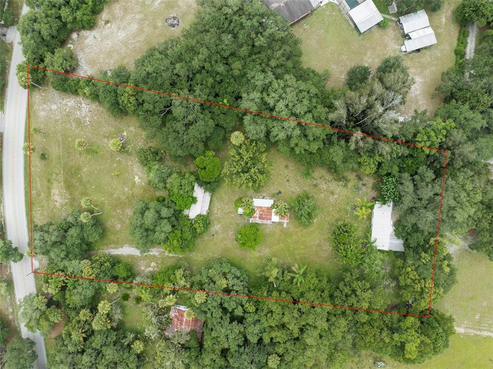 Под контрактом: $250,000 (2.43 acres)