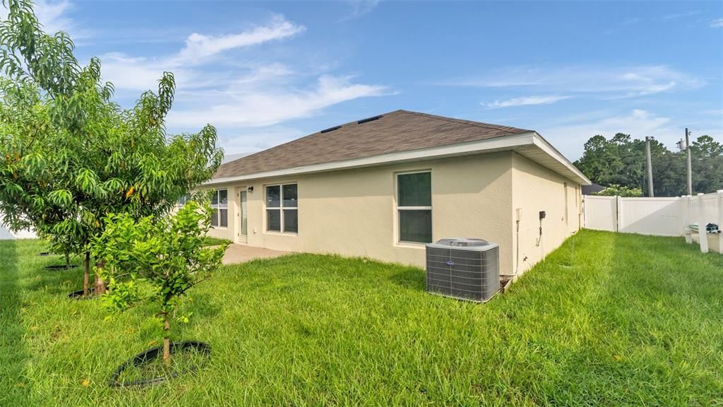 Active With Contract: $339,000 (4 beds, 3 baths, 2116 Square Feet)