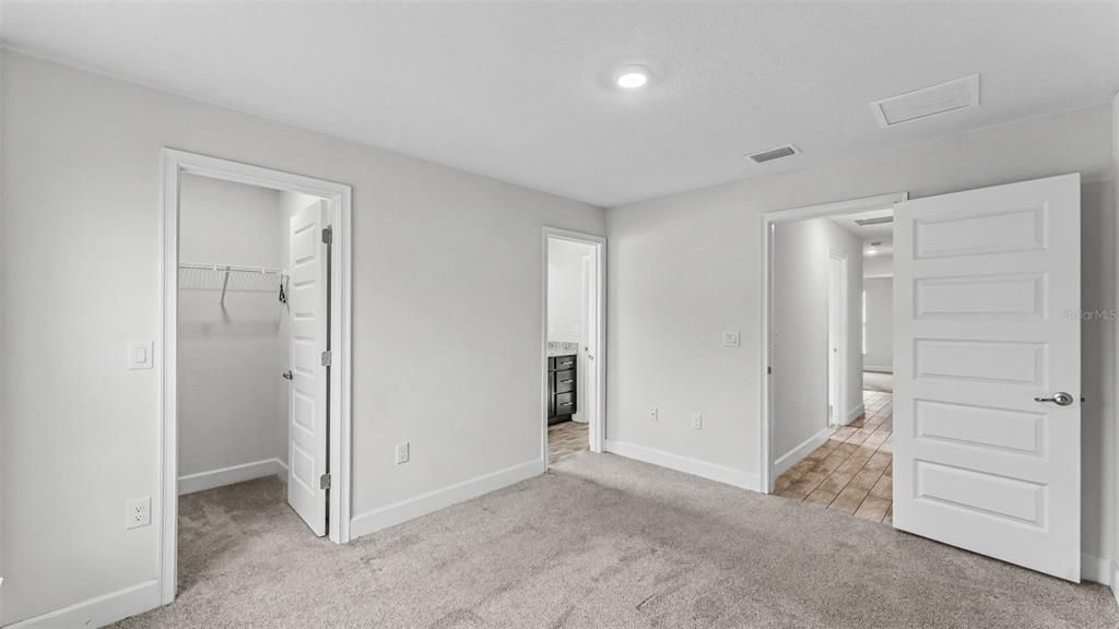 Active With Contract: $339,000 (4 beds, 3 baths, 2116 Square Feet)