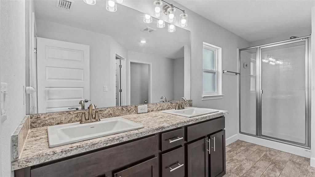Active With Contract: $339,000 (4 beds, 3 baths, 2116 Square Feet)