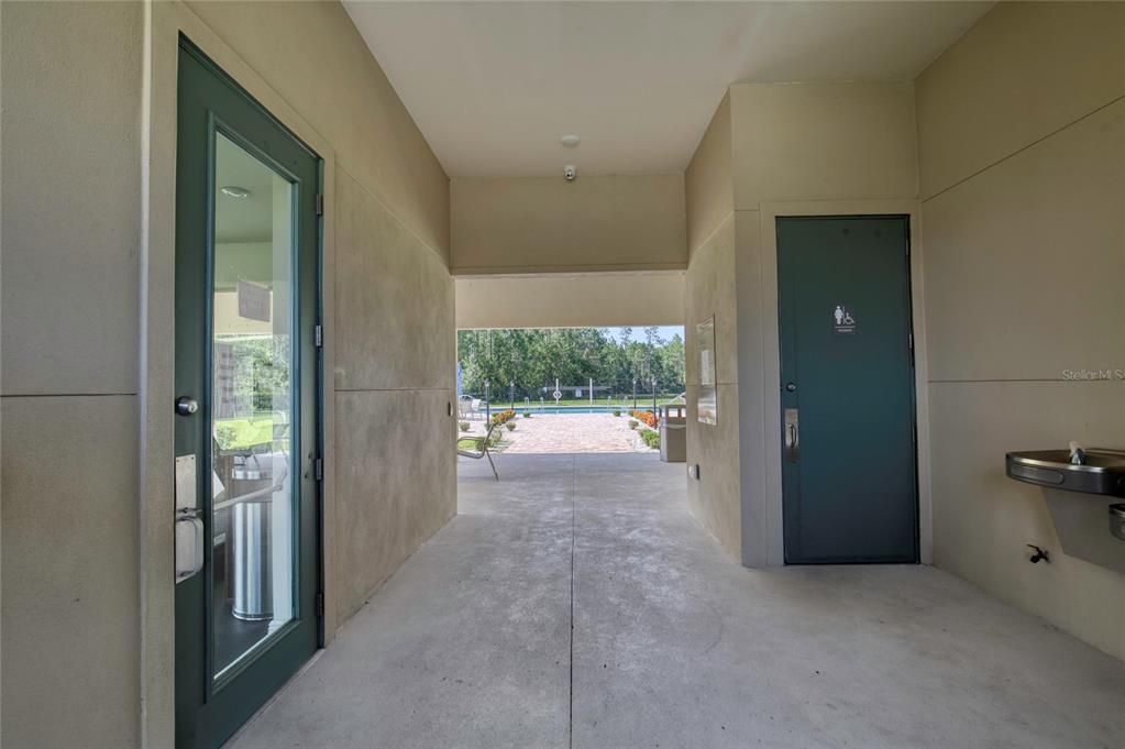 En Venta: $357,500 (3 camas, 2 baños, 1637 Pies cuadrados)