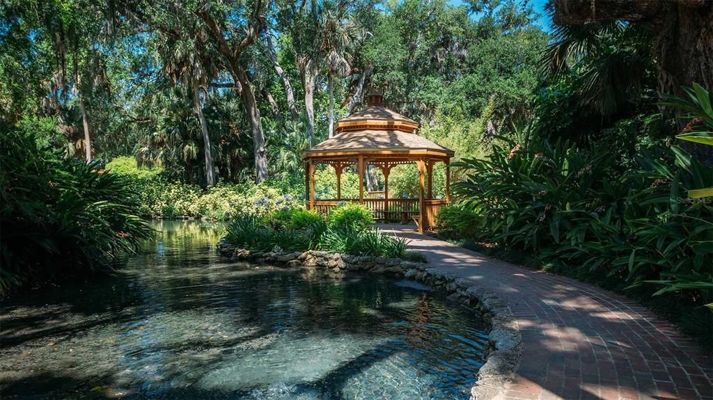 For Sale: $360,440 (4 beds, 2 baths, 1862 Square Feet)