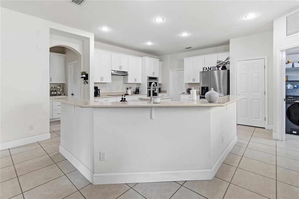 For Sale: $584,900 (4 beds, 3 baths, 3119 Square Feet)