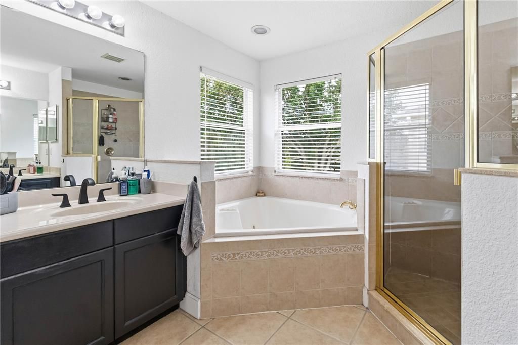 For Sale: $584,900 (4 beds, 3 baths, 3119 Square Feet)