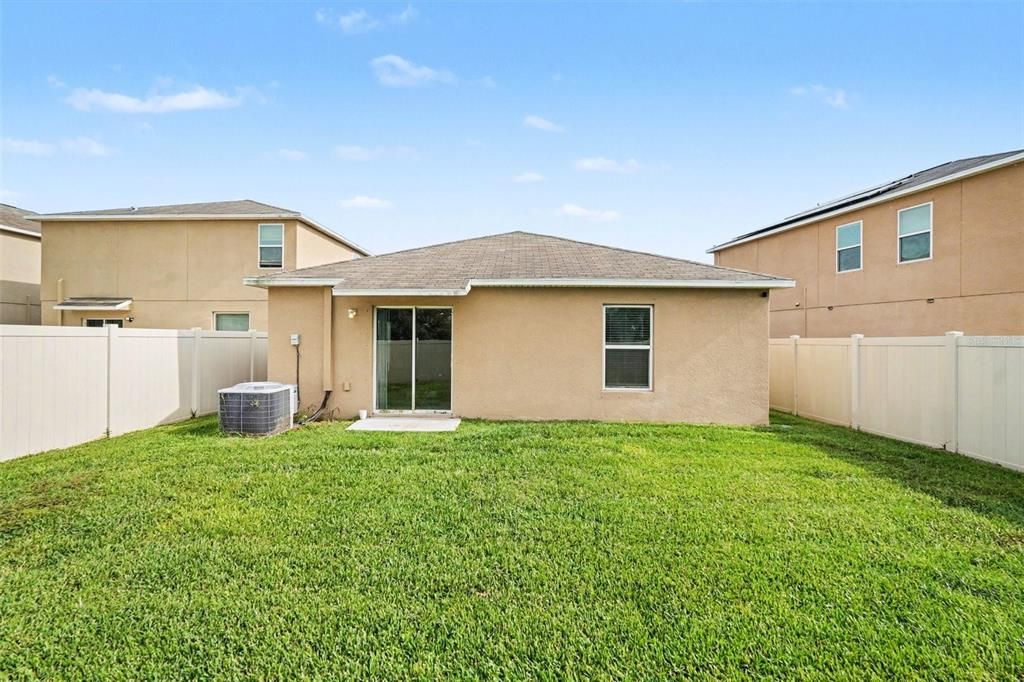 For Sale: $275,000 (3 beds, 2 baths, 1461 Square Feet)