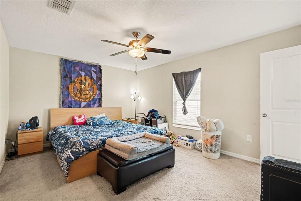 For Sale: $275,000 (3 beds, 2 baths, 1461 Square Feet)
