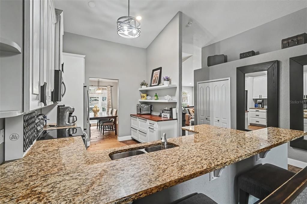 For Sale: $568,000 (3 beds, 2 baths, 2044 Square Feet)