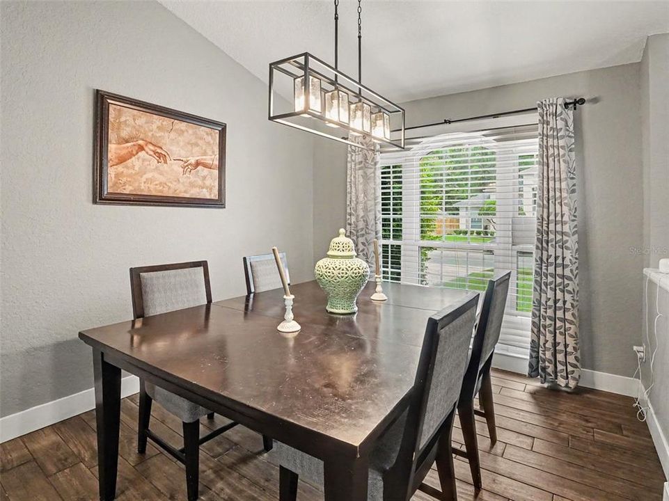 For Sale: $568,000 (3 beds, 2 baths, 2044 Square Feet)