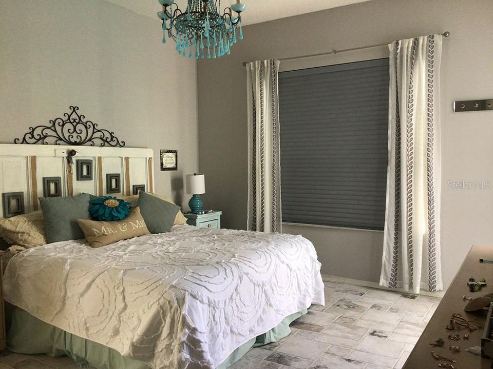 В аренду: $3,400 (4 спален, 2 ванн, 1798 Квадратных фут)