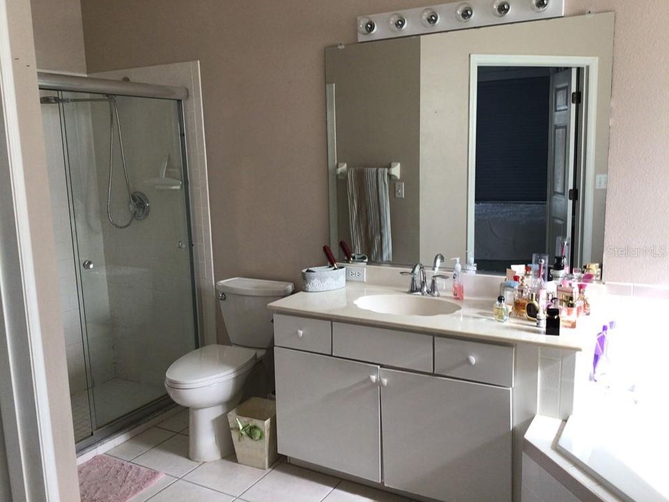 В аренду: $3,400 (4 спален, 2 ванн, 1798 Квадратных фут)