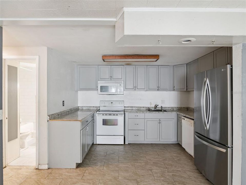 待售: $199,900 (3 贝兹, 2 浴室, 1581 平方英尺)