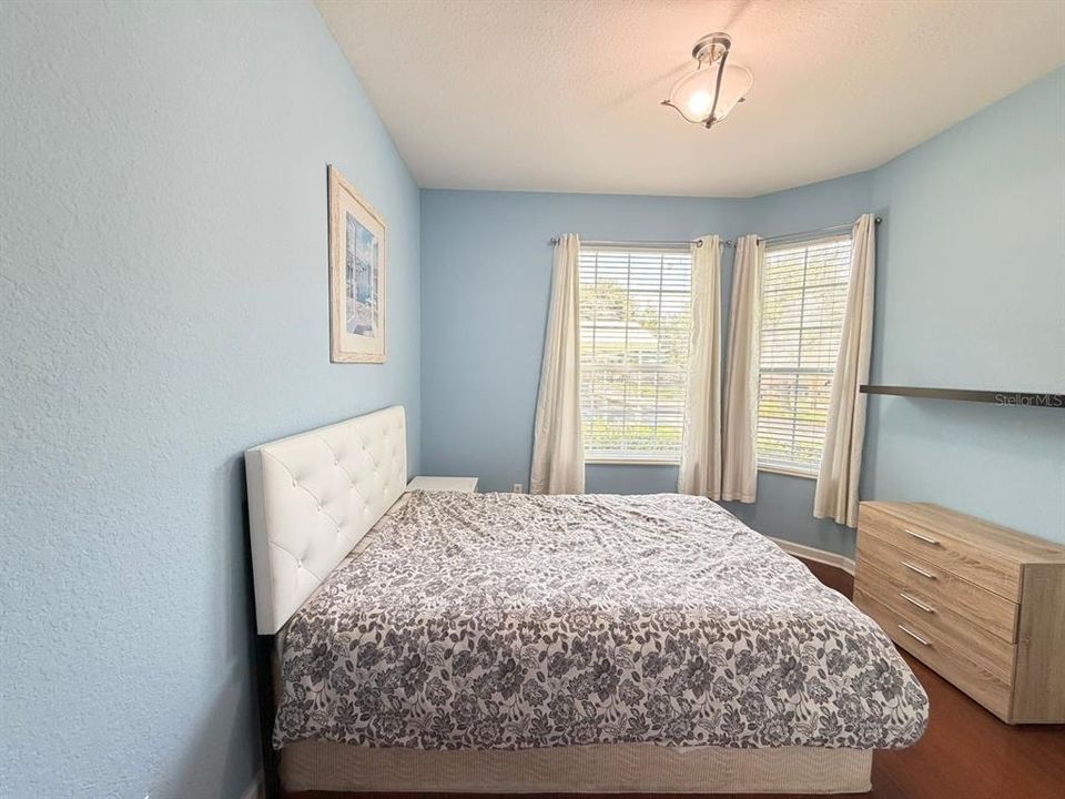 В аренду: $1,890 (3 спален, 2 ванн, 1247 Квадратных фут)