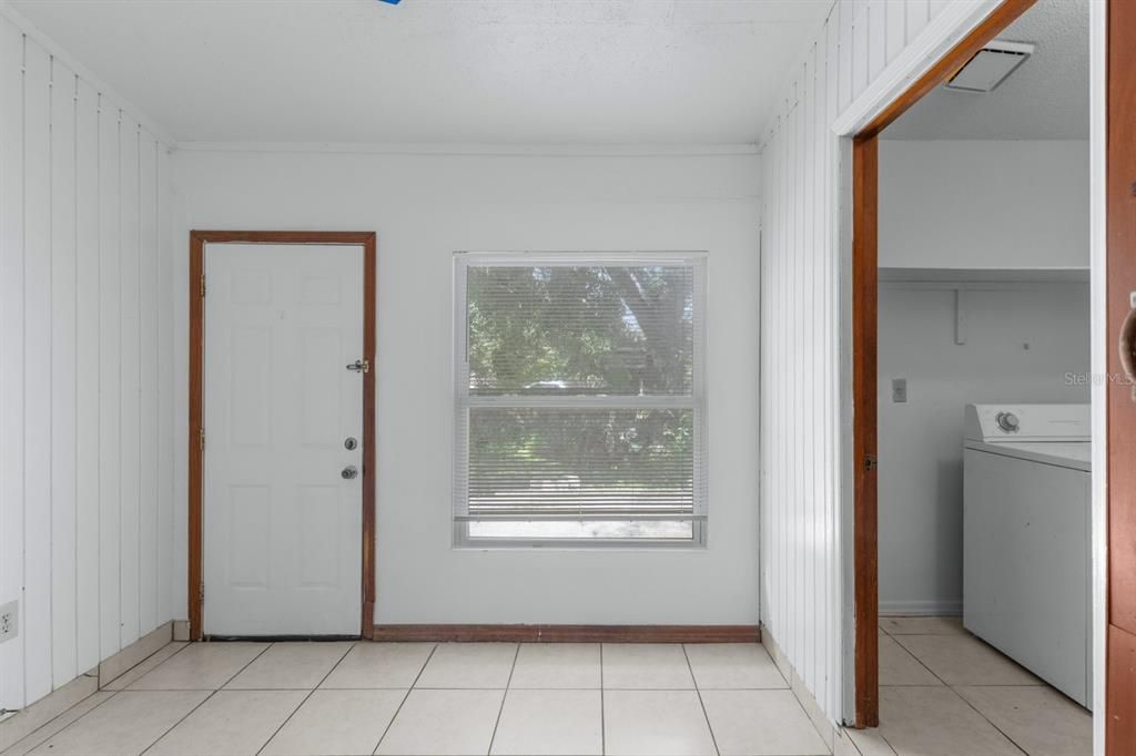 На продажу: $475,000 (5 спален, 0 ванн, 2003 Квадратных фут)