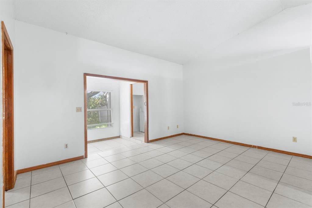 На продажу: $475,000 (5 спален, 0 ванн, 2003 Квадратных фут)