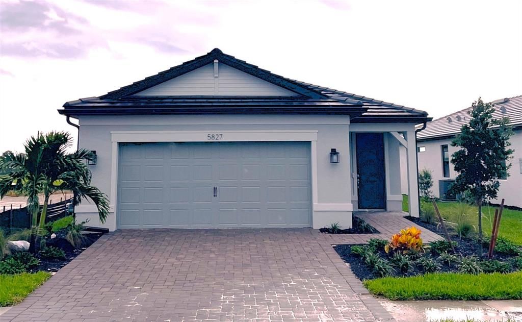Недавно продано: $525,000 (2 спален, 2 ванн, 1655 Квадратных фут)
