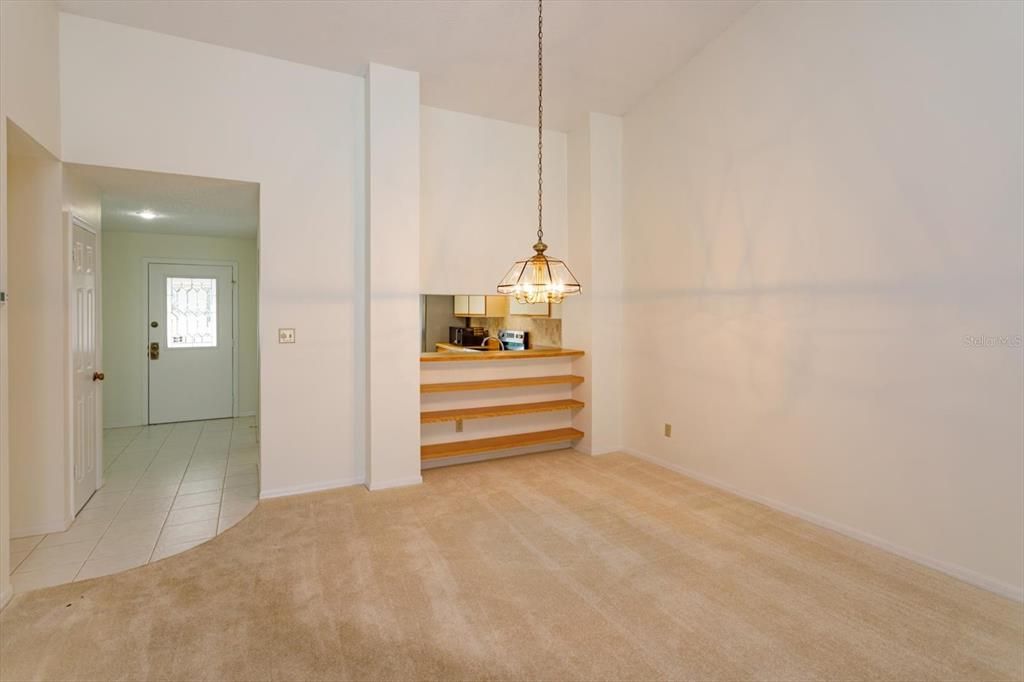En Venta: $269,000 (2 camas, 2 baños, 1394 Pies cuadrados)