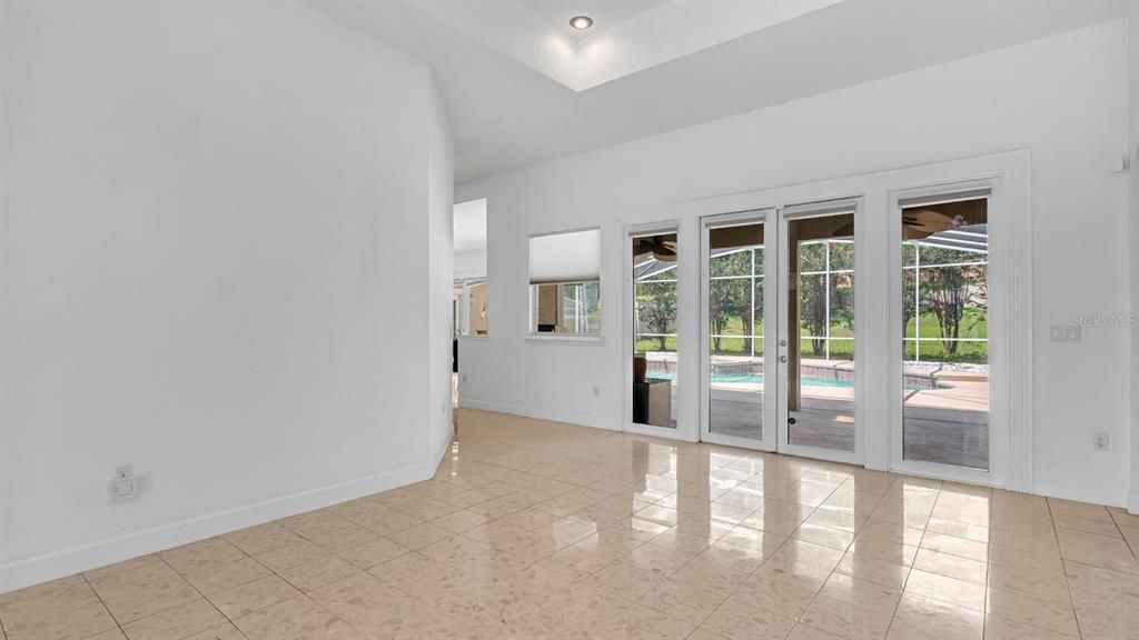 Active With Contract: $650,000 (4 beds, 4 baths, 2824 Square Feet)