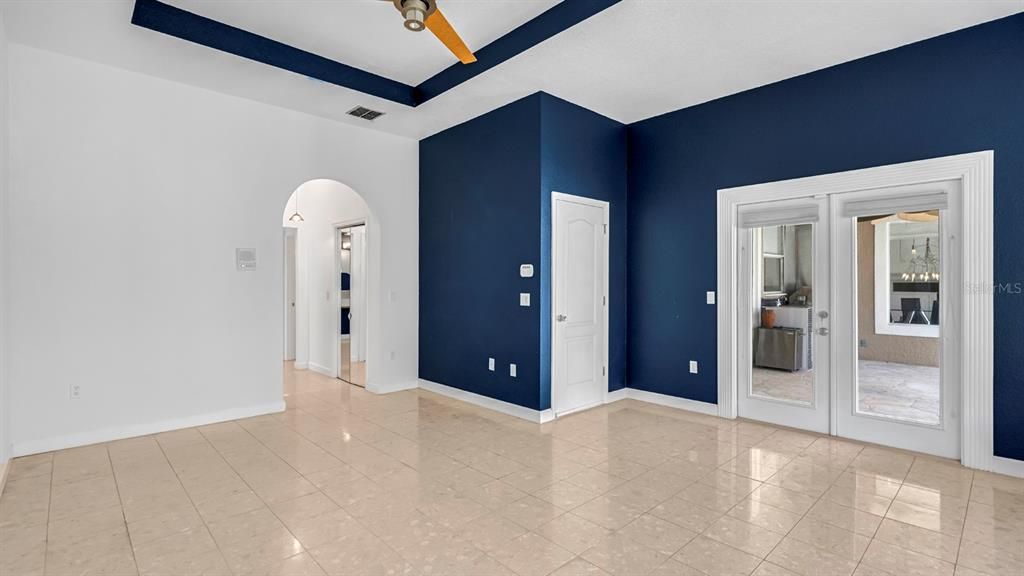 Active With Contract: $650,000 (4 beds, 4 baths, 2824 Square Feet)