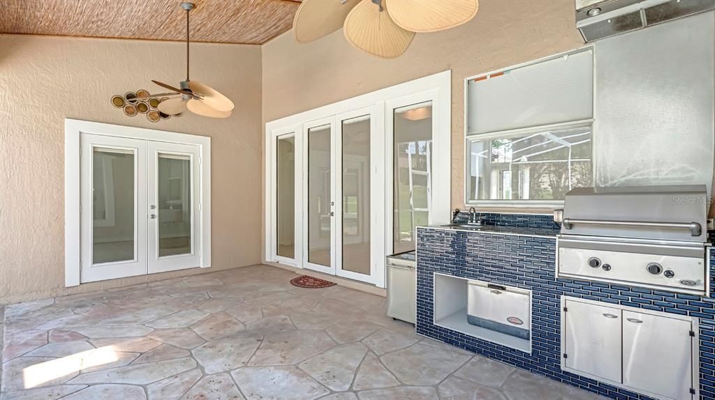 Active With Contract: $650,000 (4 beds, 4 baths, 2824 Square Feet)