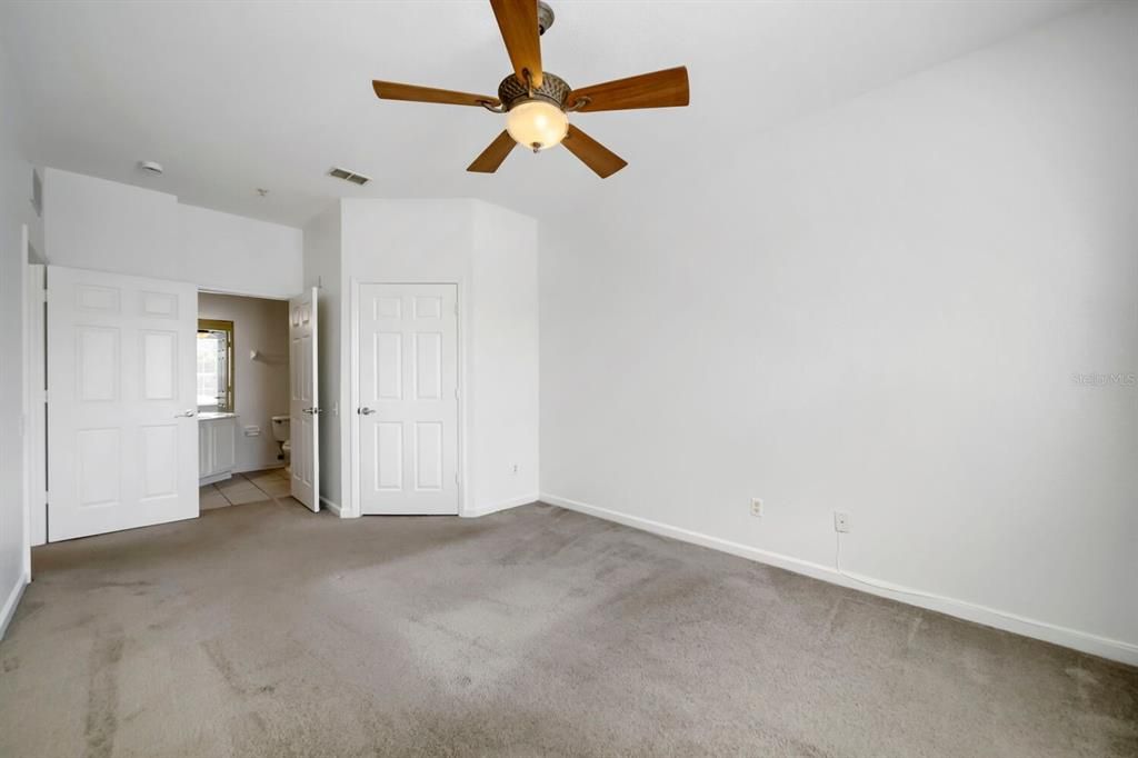 В аренду: $1,850 (3 спален, 2 ванн, 1247 Квадратных фут)