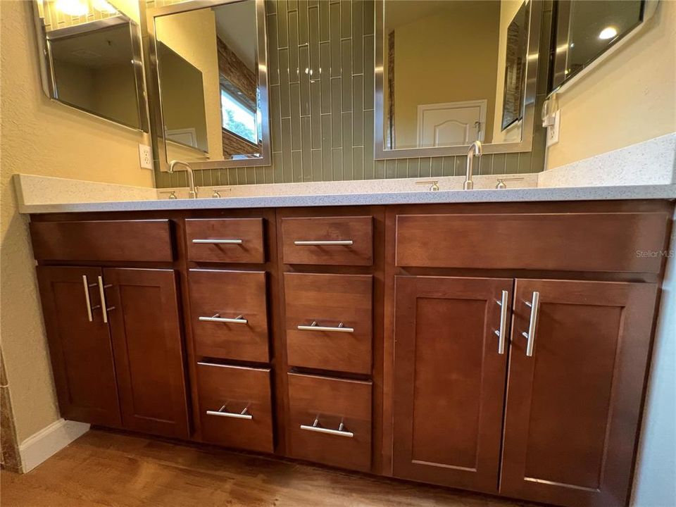 For Sale: $670,000 (3 beds, 2 baths, 2340 Square Feet)