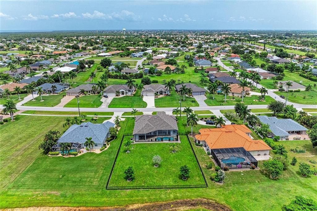Activo con contrato: $625,000 (3 camas, 2 baños, 2349 Pies cuadrados)