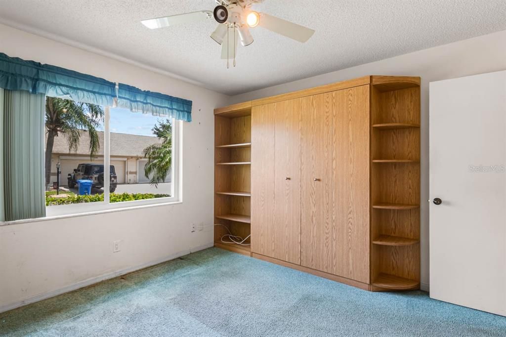 En Venta: $159,900 (2 camas, 2 baños, 1403 Pies cuadrados)