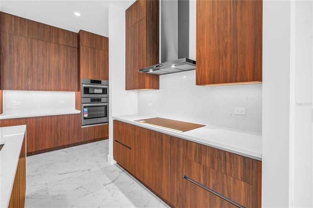 En Venta: $1,525,000 (2 camas, 2 baños, 1753 Pies cuadrados)