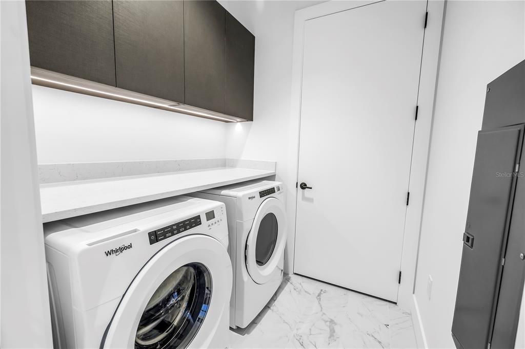 En Venta: $1,525,000 (2 camas, 2 baños, 1753 Pies cuadrados)