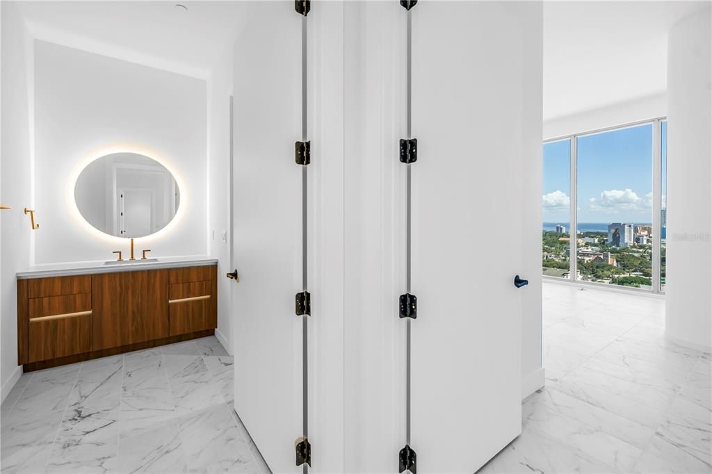En Venta: $1,525,000 (2 camas, 2 baños, 1753 Pies cuadrados)