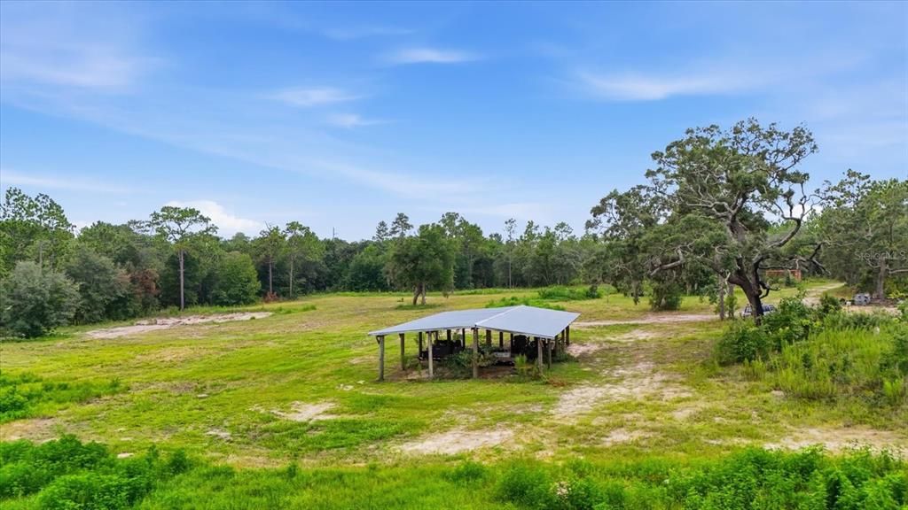 待售: $200,000 (8.33 acres)