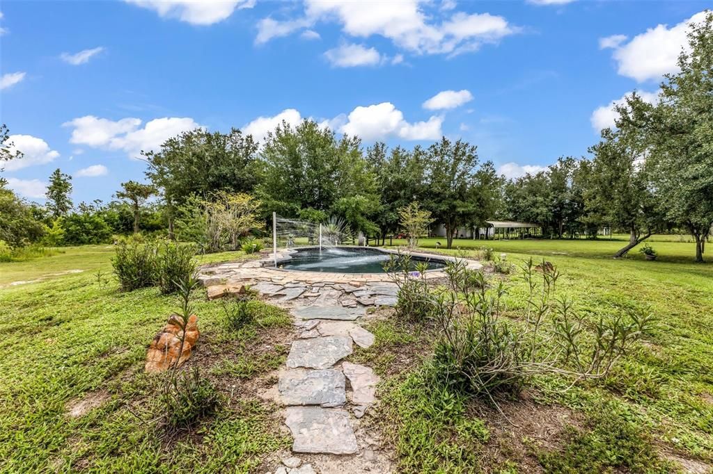 En Venta: $840,000 (3 camas, 2 baños, 2106 Pies cuadrados)